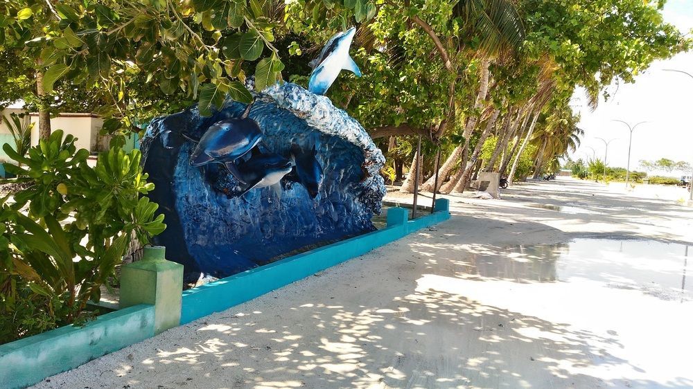 Select Village Maafushi Bagian luar foto