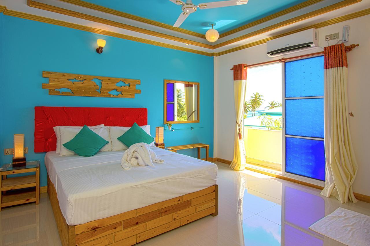 Select Village Maafushi Bagian luar foto