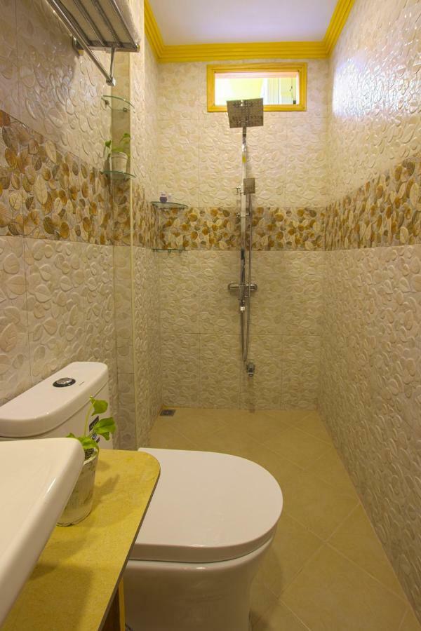 Select Village Maafushi Bagian luar foto