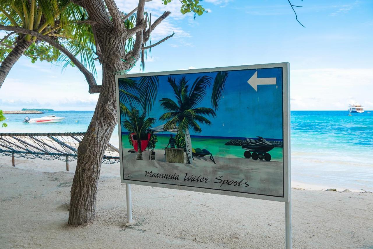 Select Village Maafushi Bagian luar foto